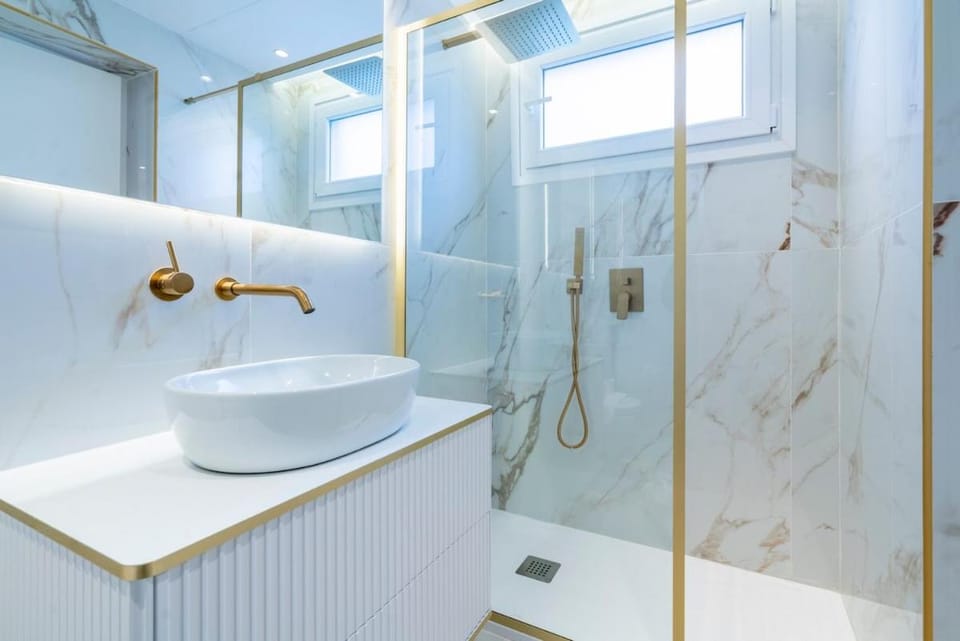 New Luxury House Madrid 4 Bd 4 Bth Villa in Madrid