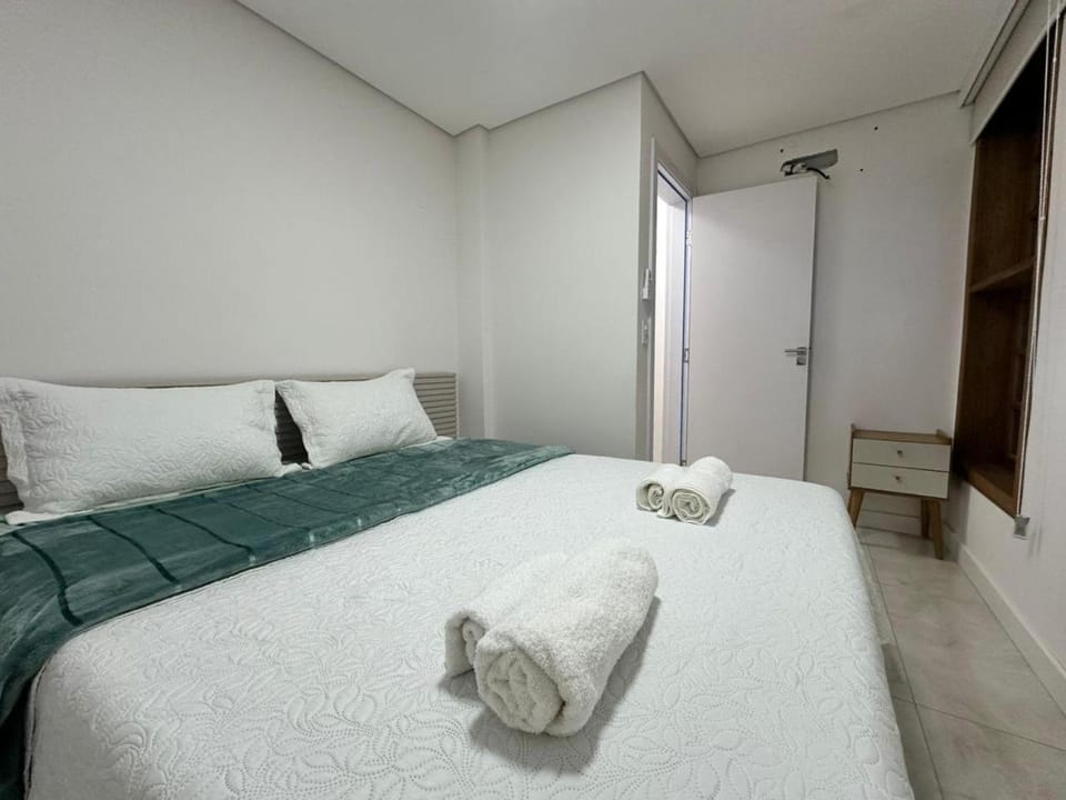 Bed, Photo of the whole room, Bedroom, towels, air conditioner
