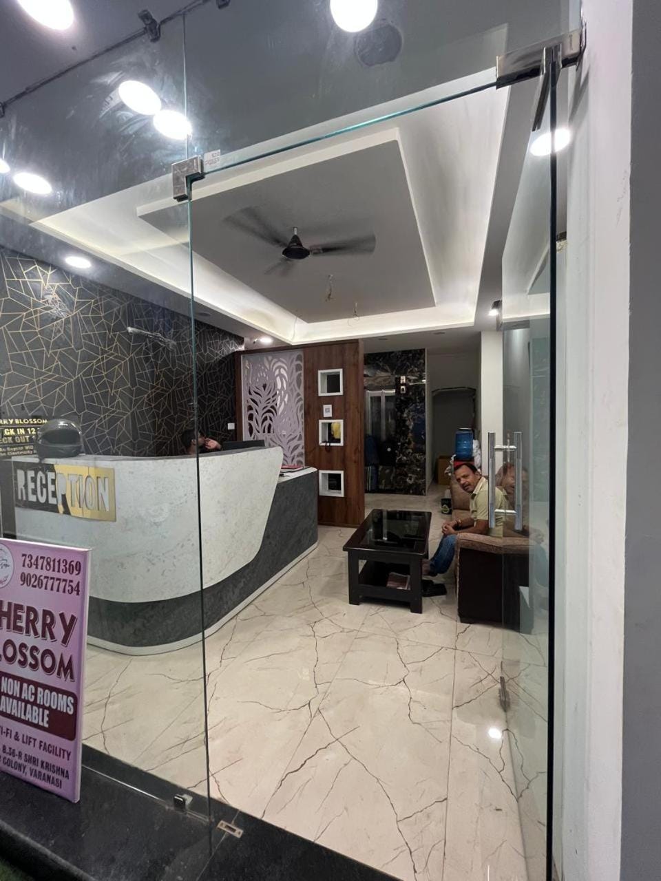 Lobby or reception, Seating area