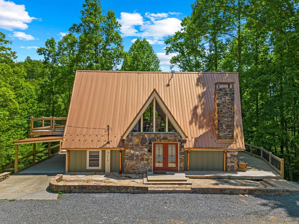 Property building, Day