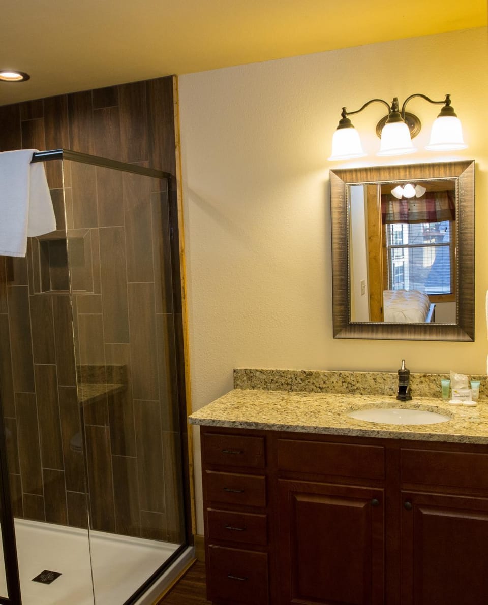 Bathroom, Bath