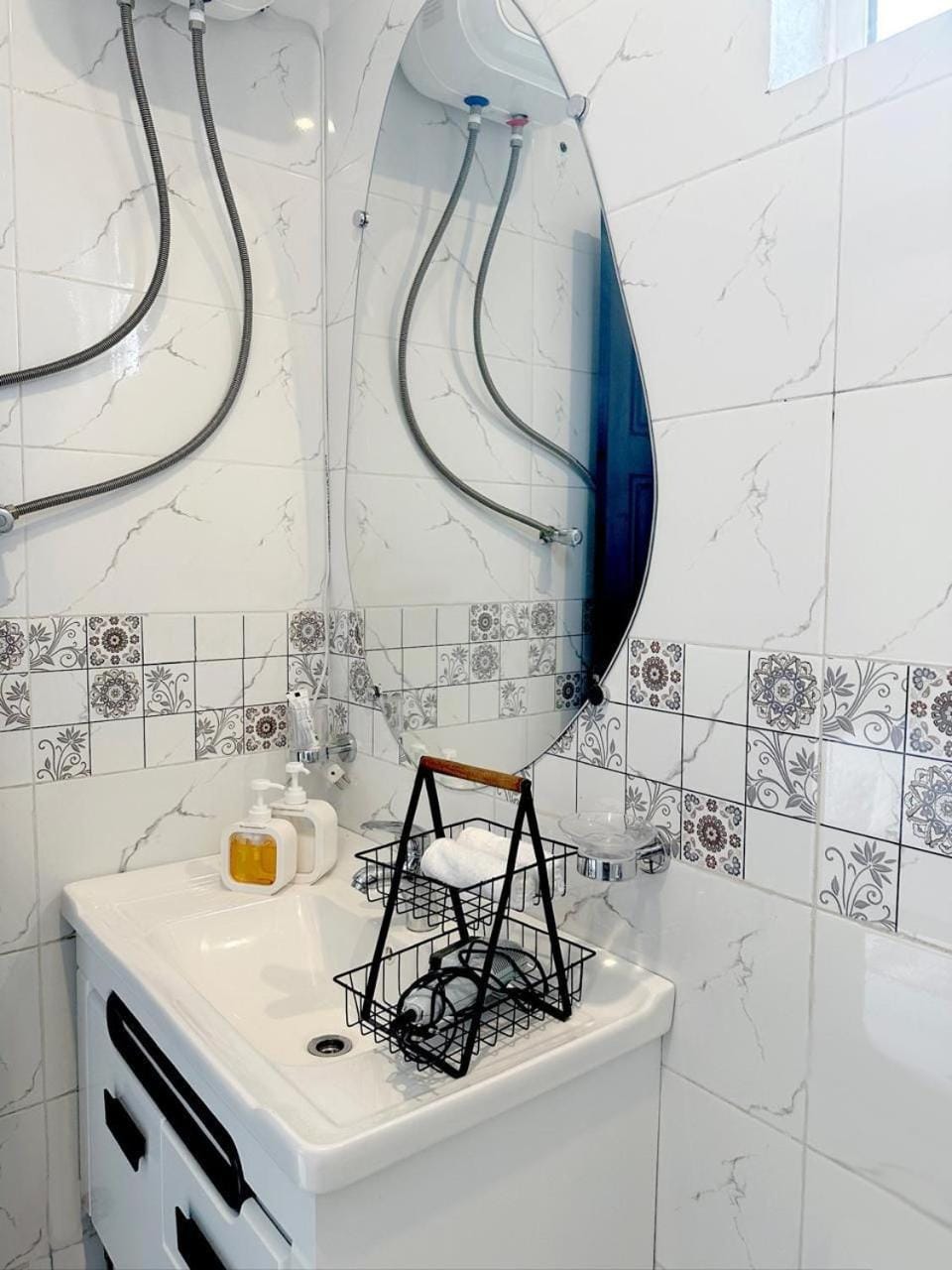 Luxurious 1 bed in Heart of Pakistan Apartment in Islamabad