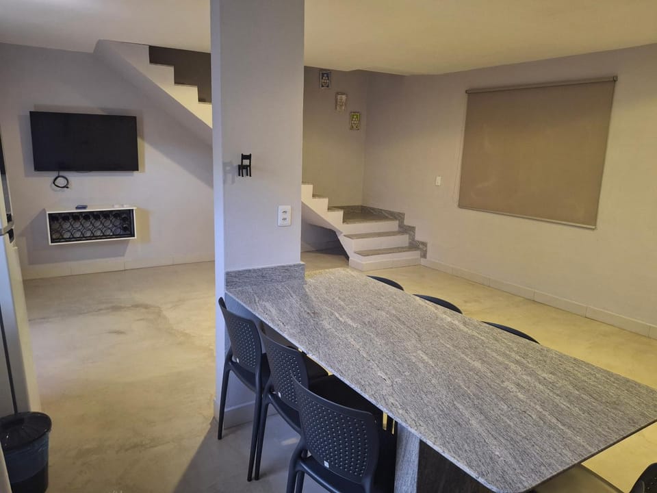 Casa na praia prática aconchegante House in Serra