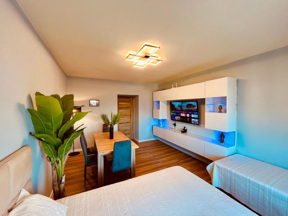 Bed, Living room, Photo of the whole room