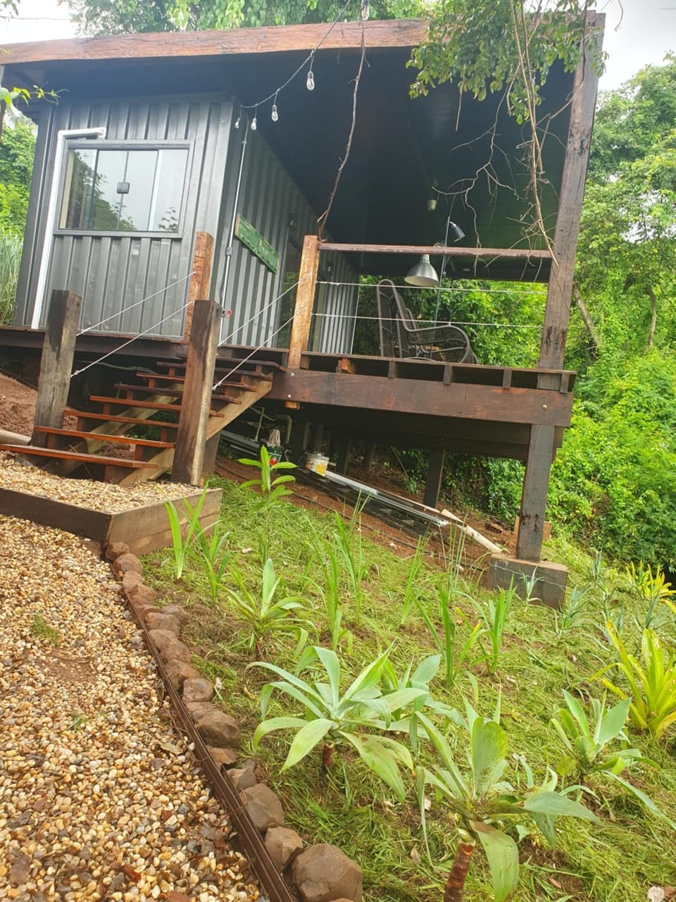Container Canário SPA, Cachoeira & Churrasco Nature lodge in Brotas