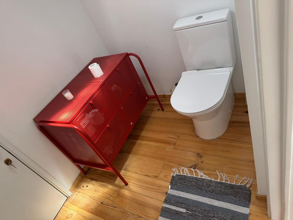 Toilet, Bathroom