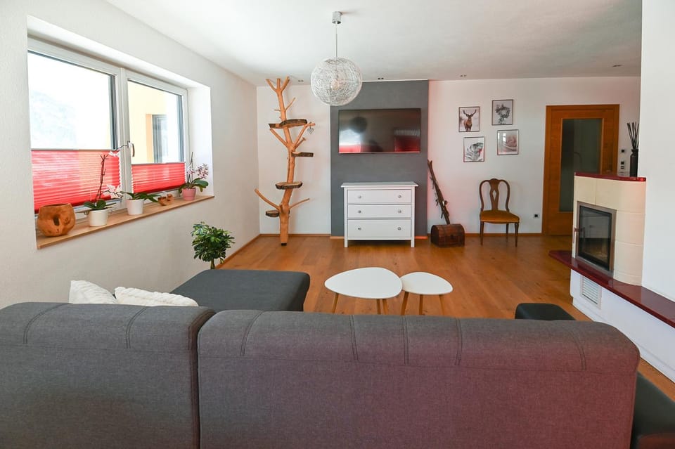 TV and multimedia, Living room, oven