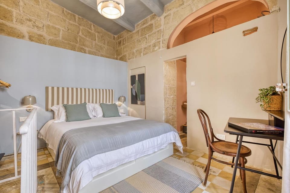 Property building, Bedroom
