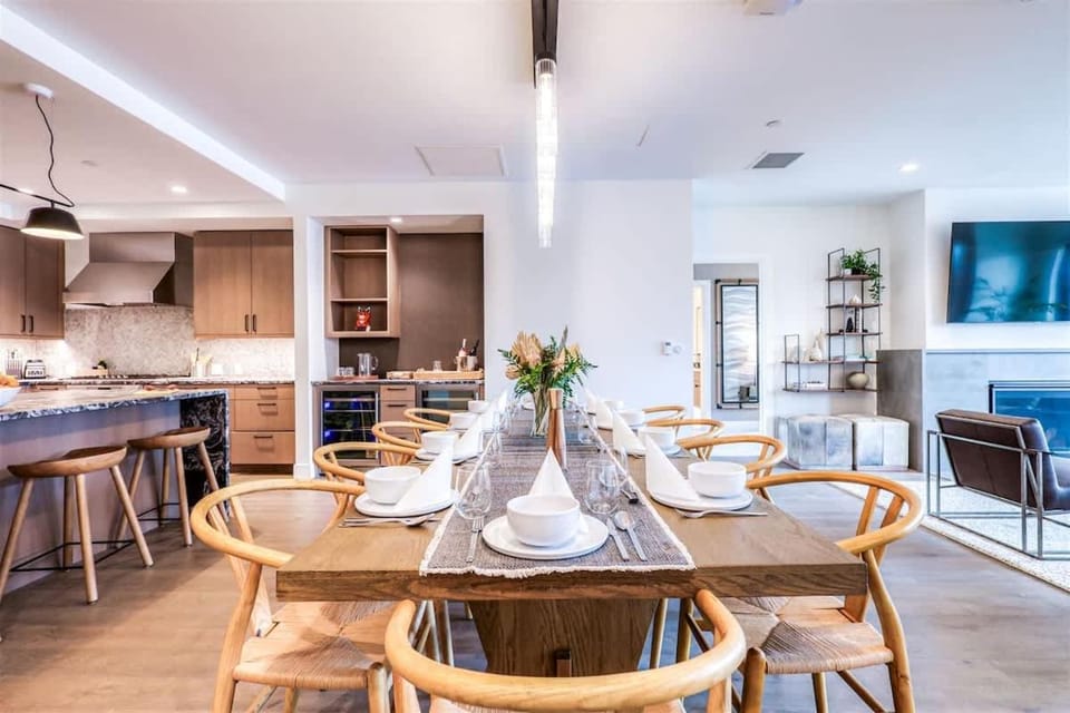 Brand New Luxury Amenities Frontgate Residence House in Avon