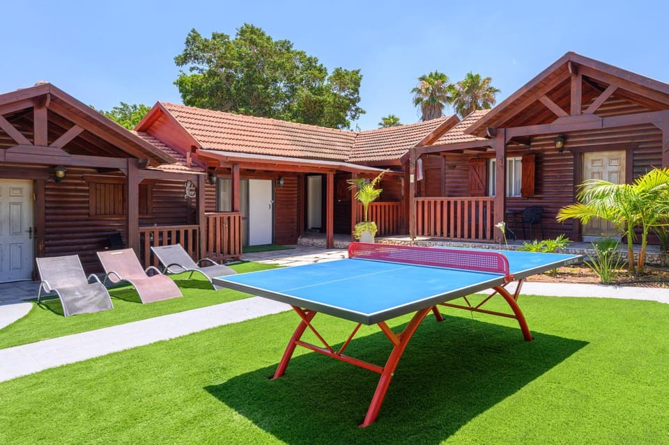 בקתות בשדה Nature lodge in North District