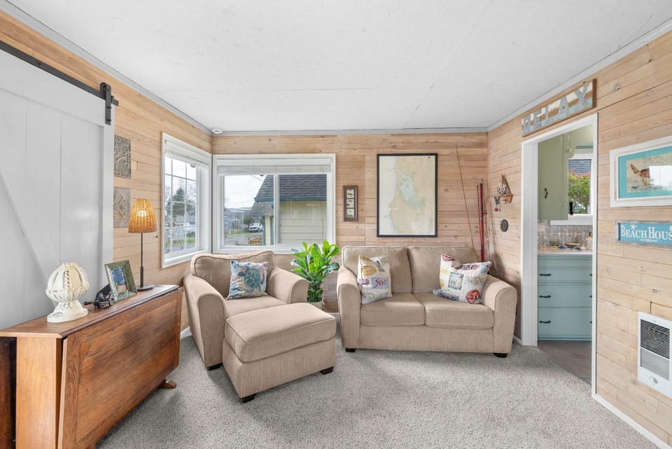 Coho Cottage House in Rockaway Beach
