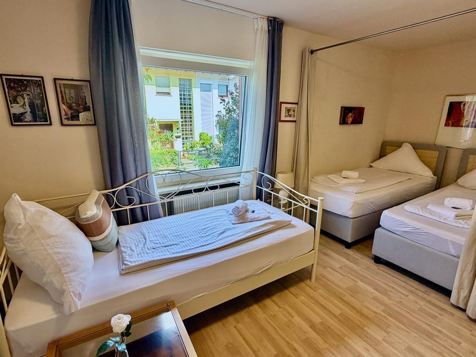 Bed, Quiet street view