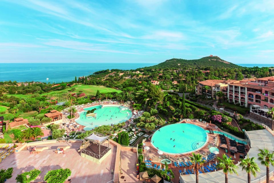 Beach, Swimming pool