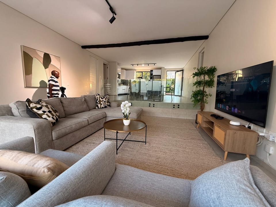 Sowberry Stays Apartment in Sandton