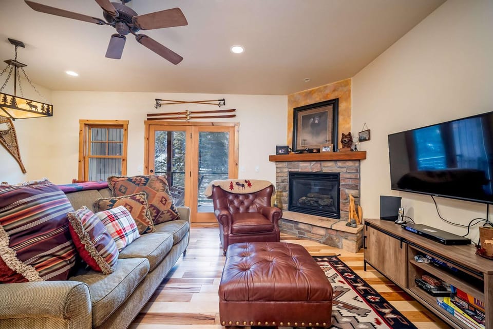 Luxury Black Bear 50 - Family Townhome House in Purgatory