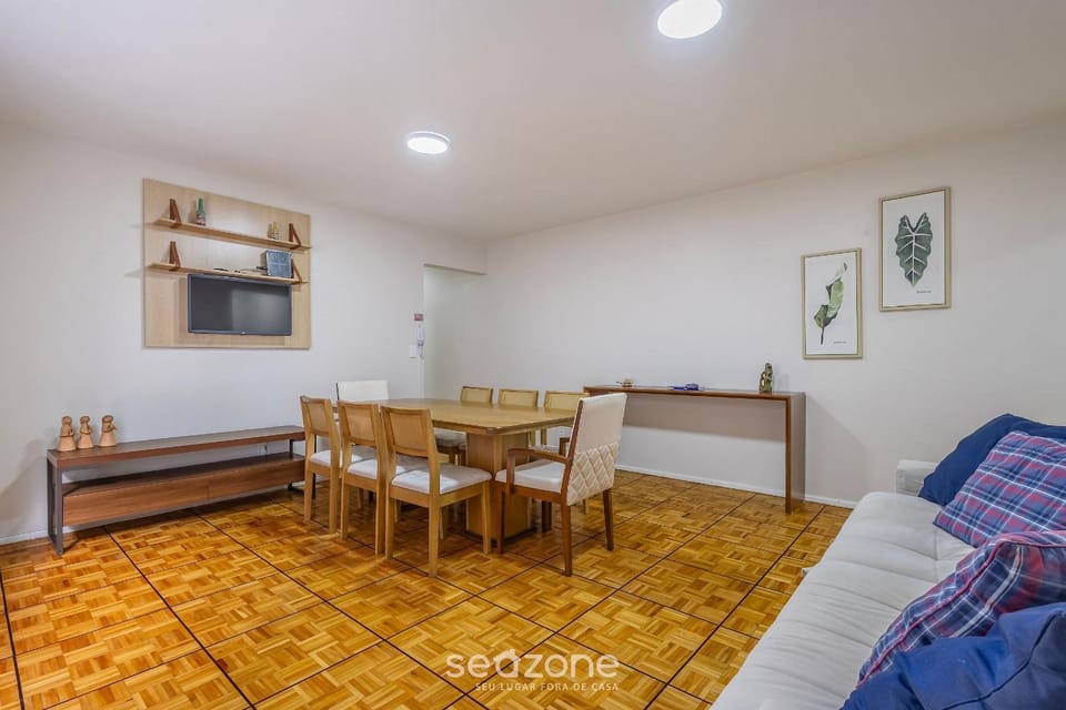 TV and multimedia, Living room, Dining area