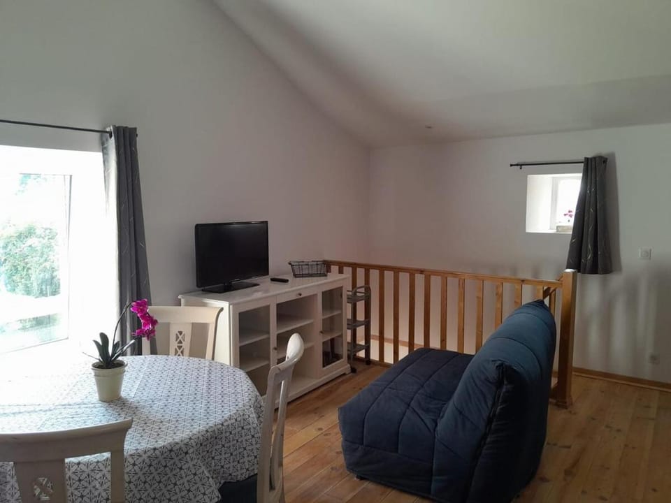 35 m2 independent studio Apartment in Pays de la Loire