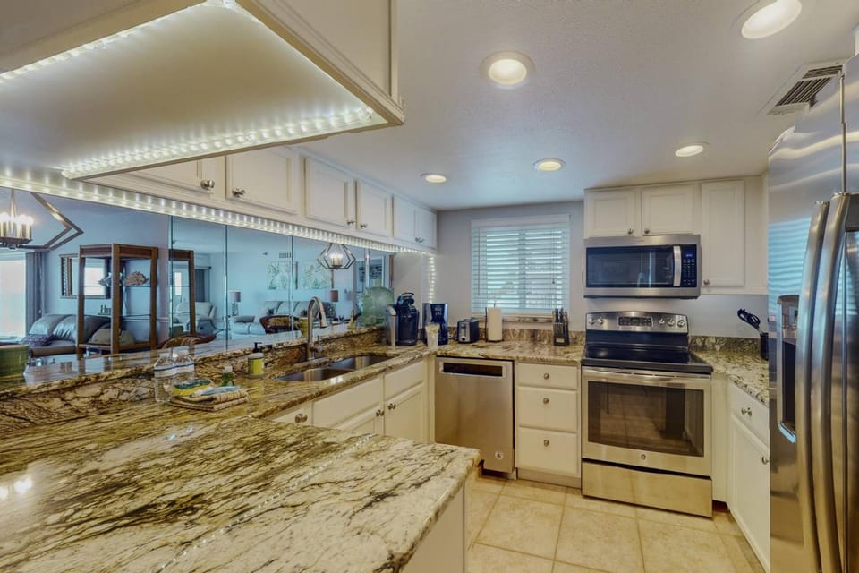 204 - Arie Dam House in Madeira Beach