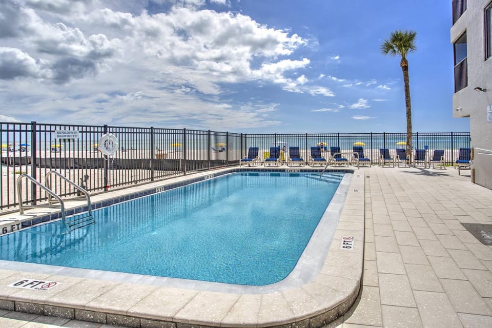 204 - Arie Dam House in Madeira Beach