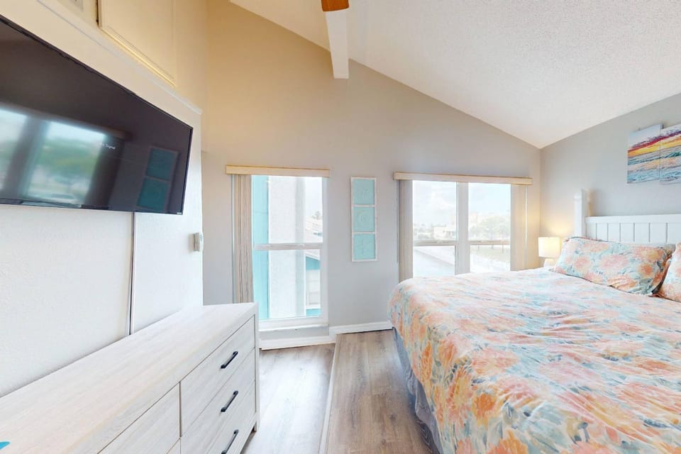 169-F - Madeira Beach Yacht Club House in Redington Beach