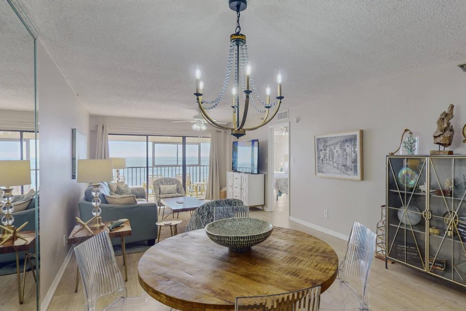 402 - Arie Dam House in Madeira Beach