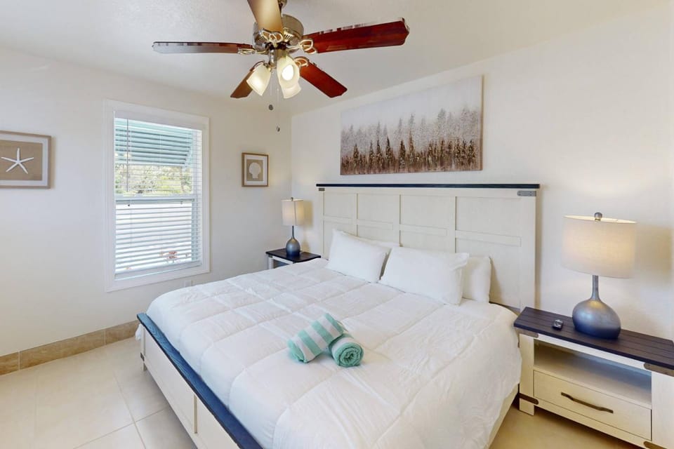 1 - Silver Sands - Bayside House in Madeira Beach