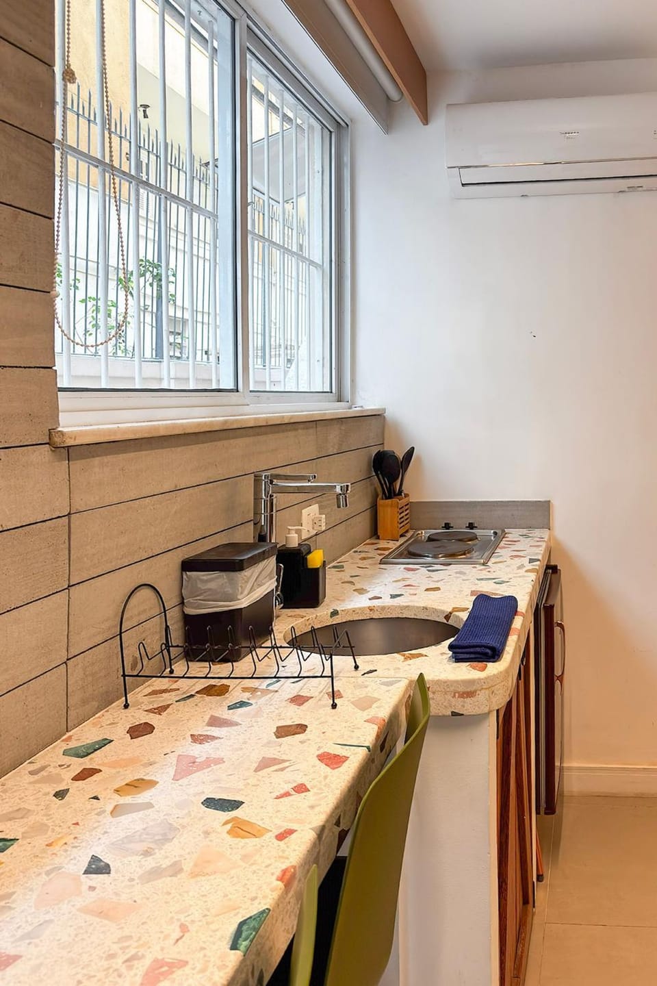 Pequeno Loft na melhor esquina do Leblon! Apartment in Rio de Janeiro