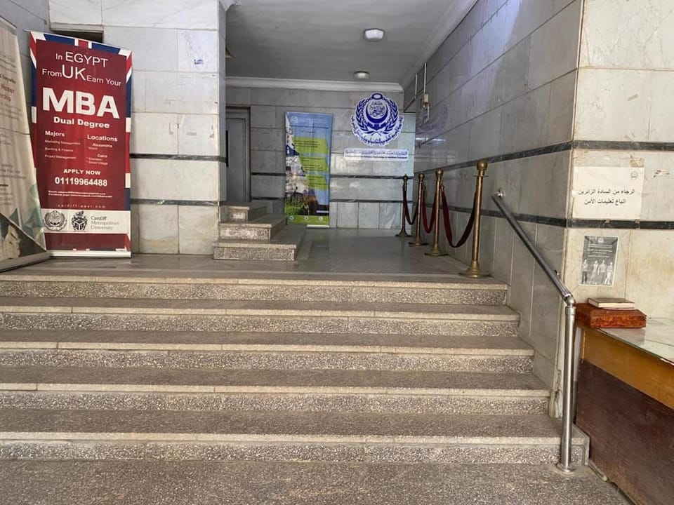 Premium American-Hosted 3BR-2BA - Airport Luxury Apartment in New Cairo City