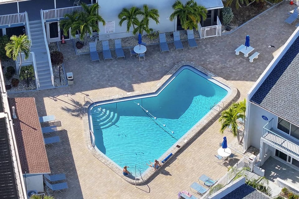 317-Suite - Madeira Beach Yacht Club House in Madeira Beach