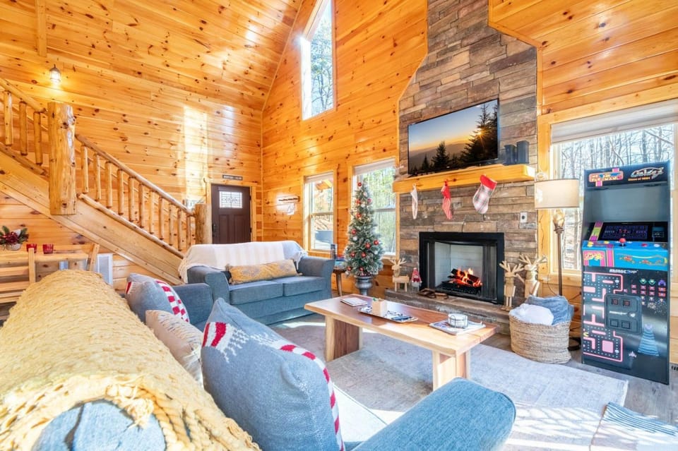 Cozy Cub House in Sevier County
