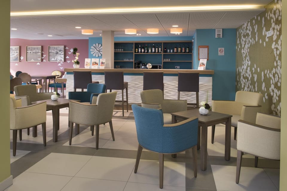 Lounge or bar