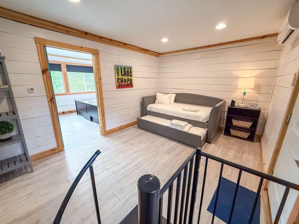 Lakefront Home with Boat Dock and Multiple Decks House in Williamstown
