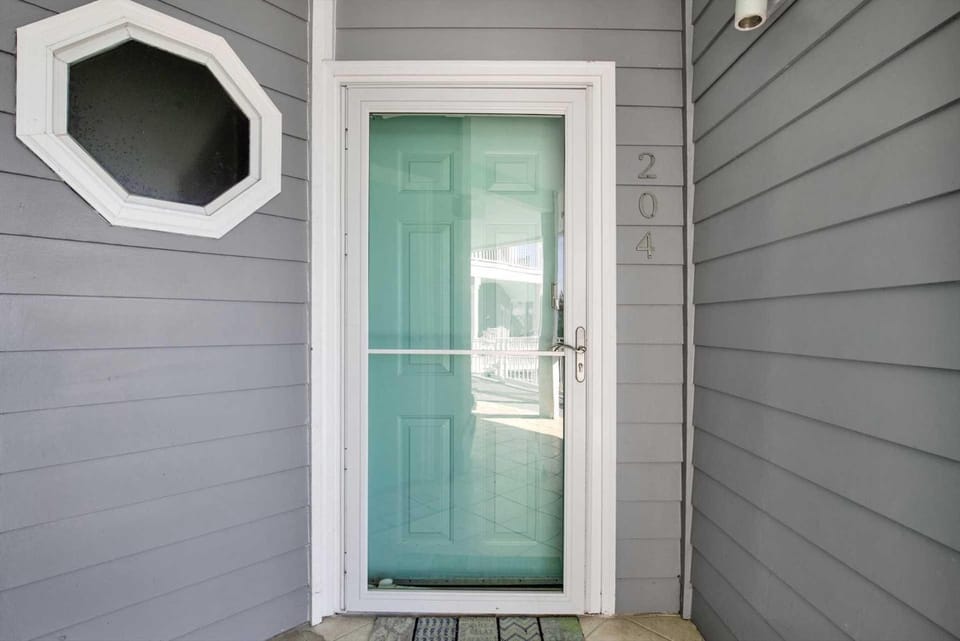 Bay View Villas Unit 204 House in Tybee Island