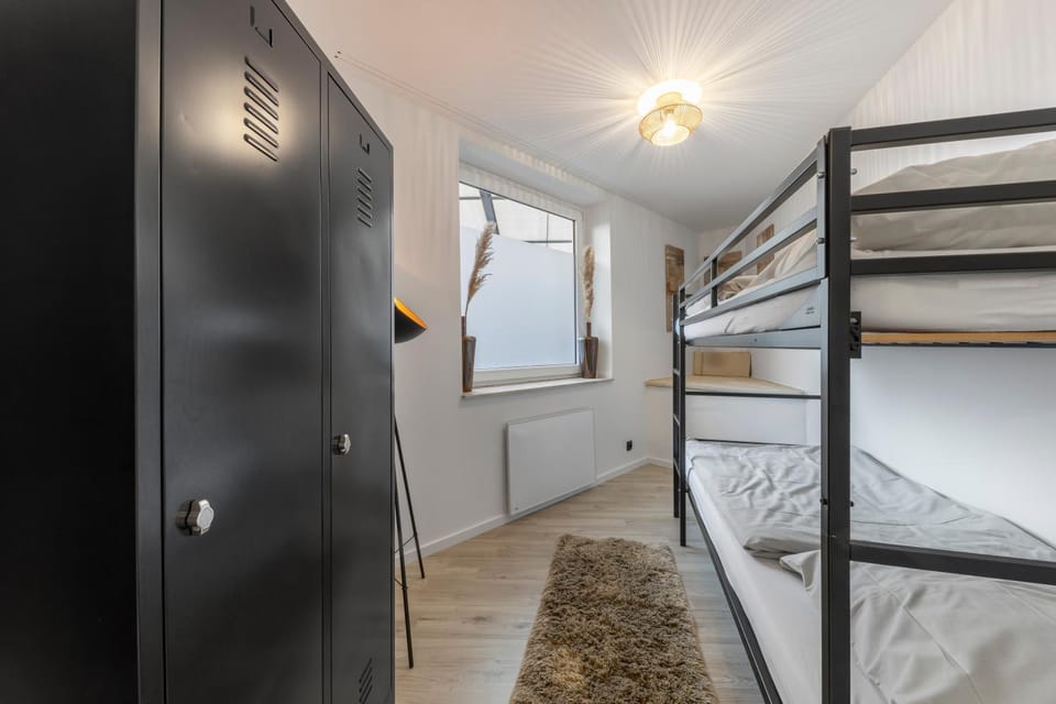 Bedroom, bunk bed, wardrobe