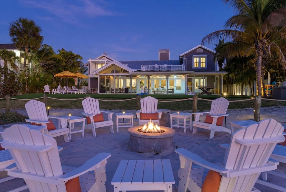 Direct Beach Access - Heated Pool - Putt Putt House in Clearwater Beach