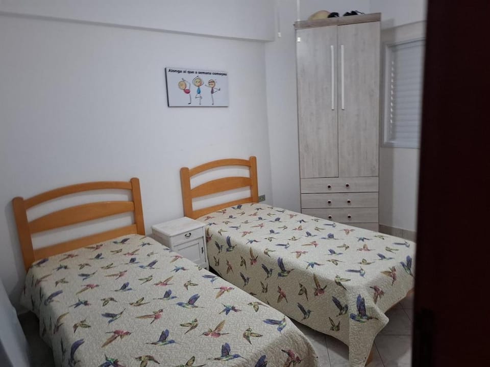 Nascente, 2 quartos Jardim Praia Grande, pe na areia Apartment in Itanhaém