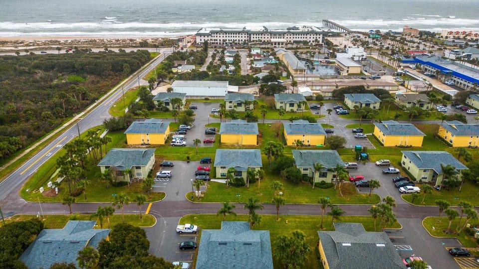 Fair Seas Clipper Condo for 6 House in Saint Augustine Beach