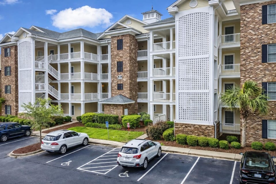 Property building, Parking