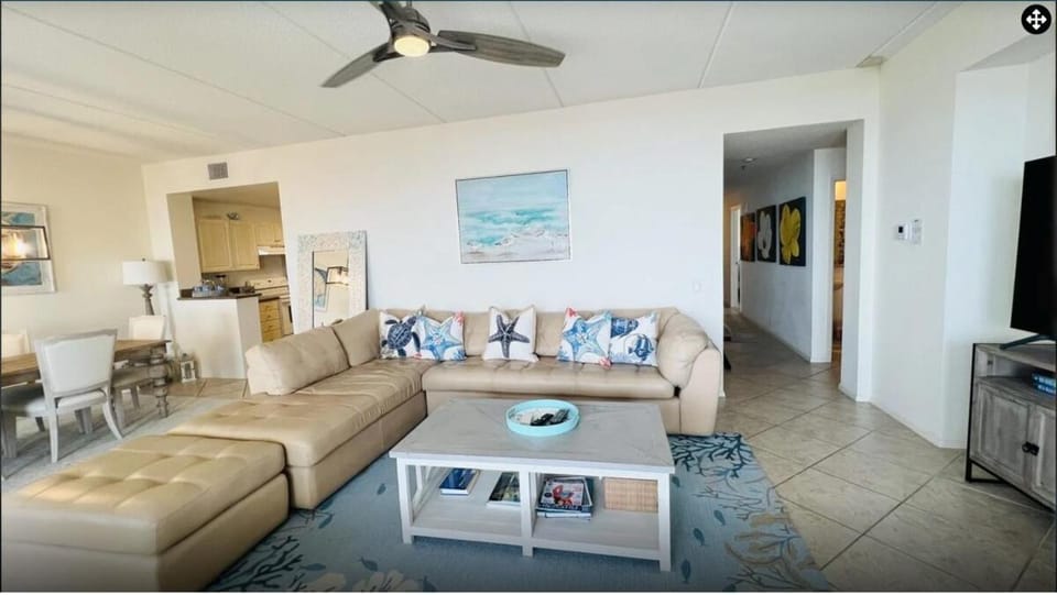 Las Villas Resort living 111 E Hacienda 804 Apartment in South Padre Island