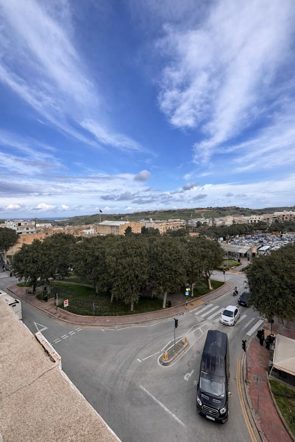 Neighbourhood, View (from property/room), Street view, Location, Parking