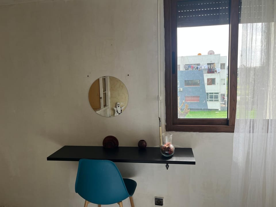 Seating area, Bedroom