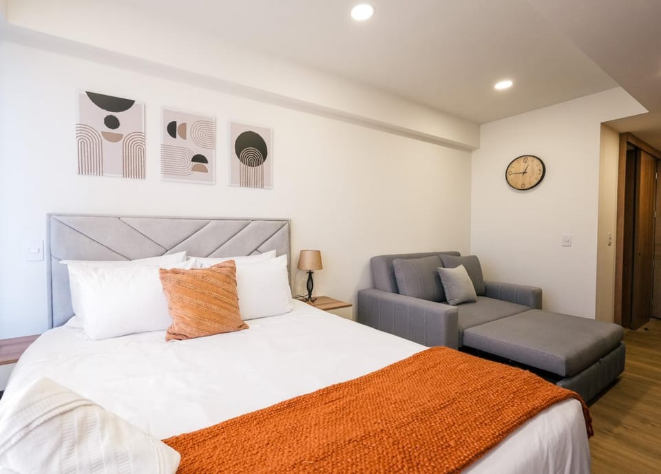 Photo of the whole room, Bedroom