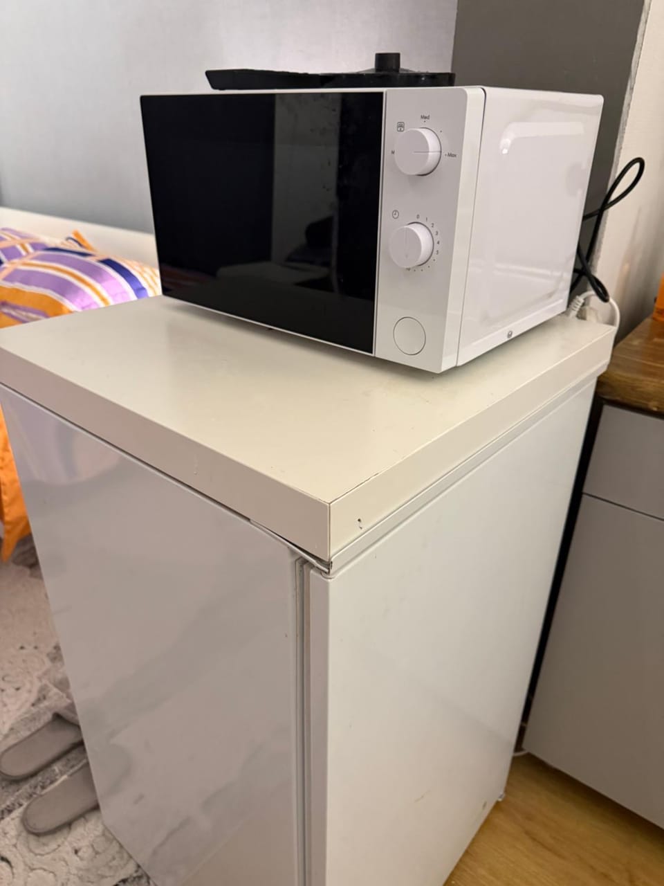 Fly City châtelet Bed and Breakfast in Wallonia, Belgium