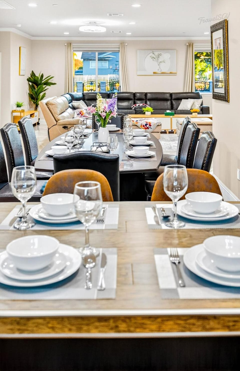 Spacious 6BR Stay with Parking and Near DTLA House in City of Industry