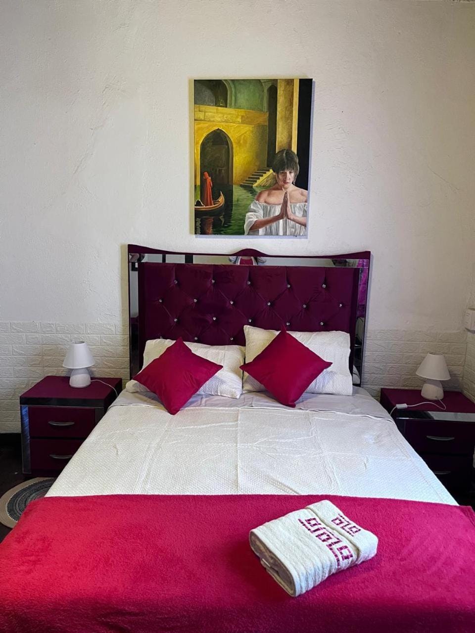 Hospedaje Argot Tu refugio ideal a pasos de Movistar Hostel in Santiago