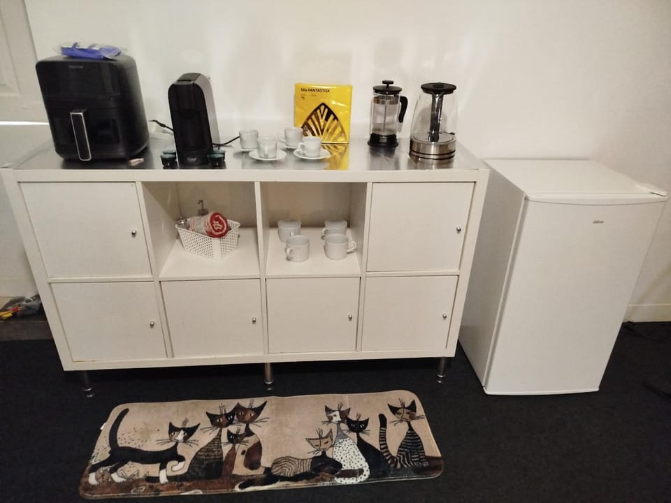 Coffee/tea facilities, Kitchen or kitchenette