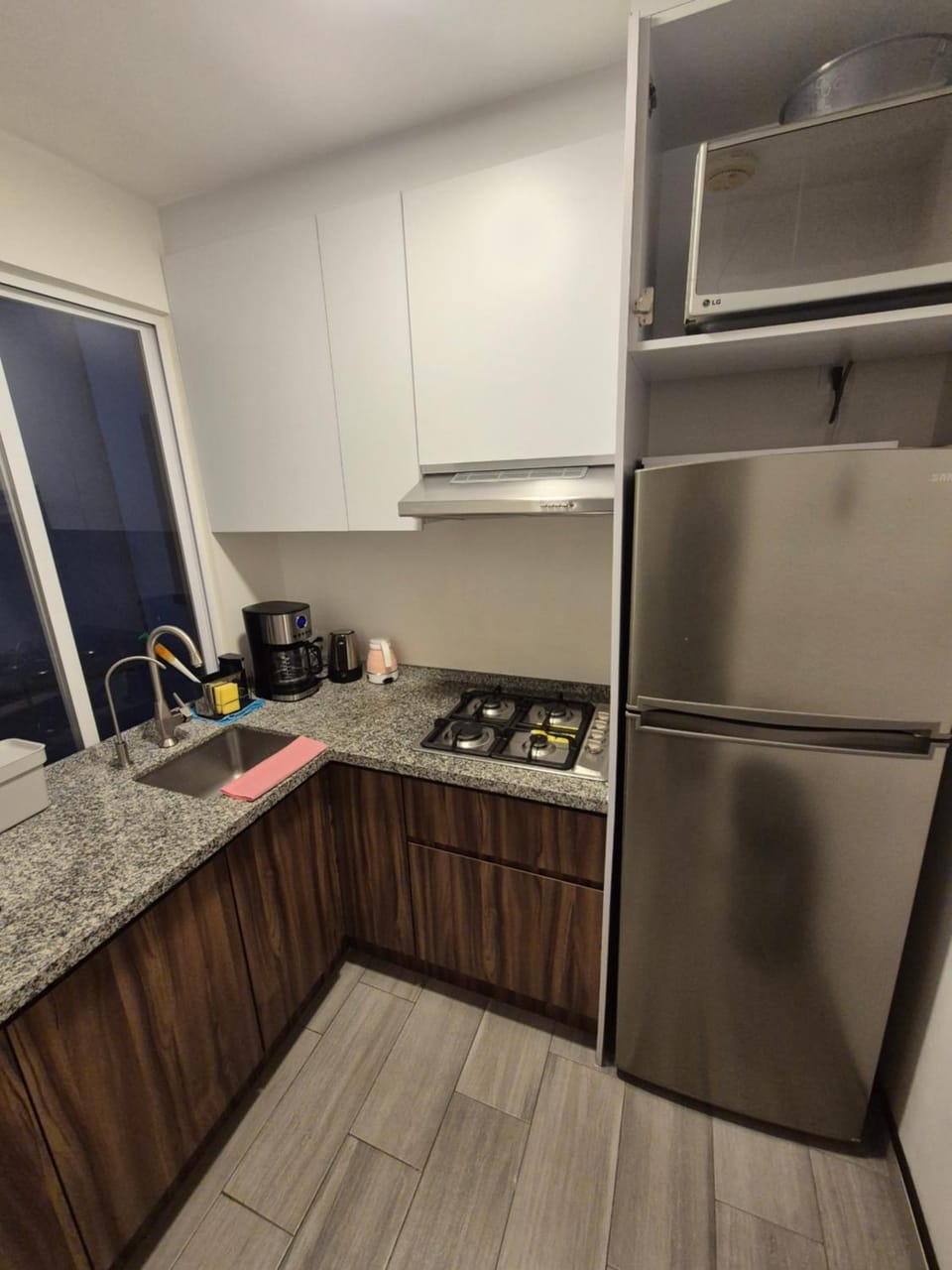 Kitchen or kitchenette, oven