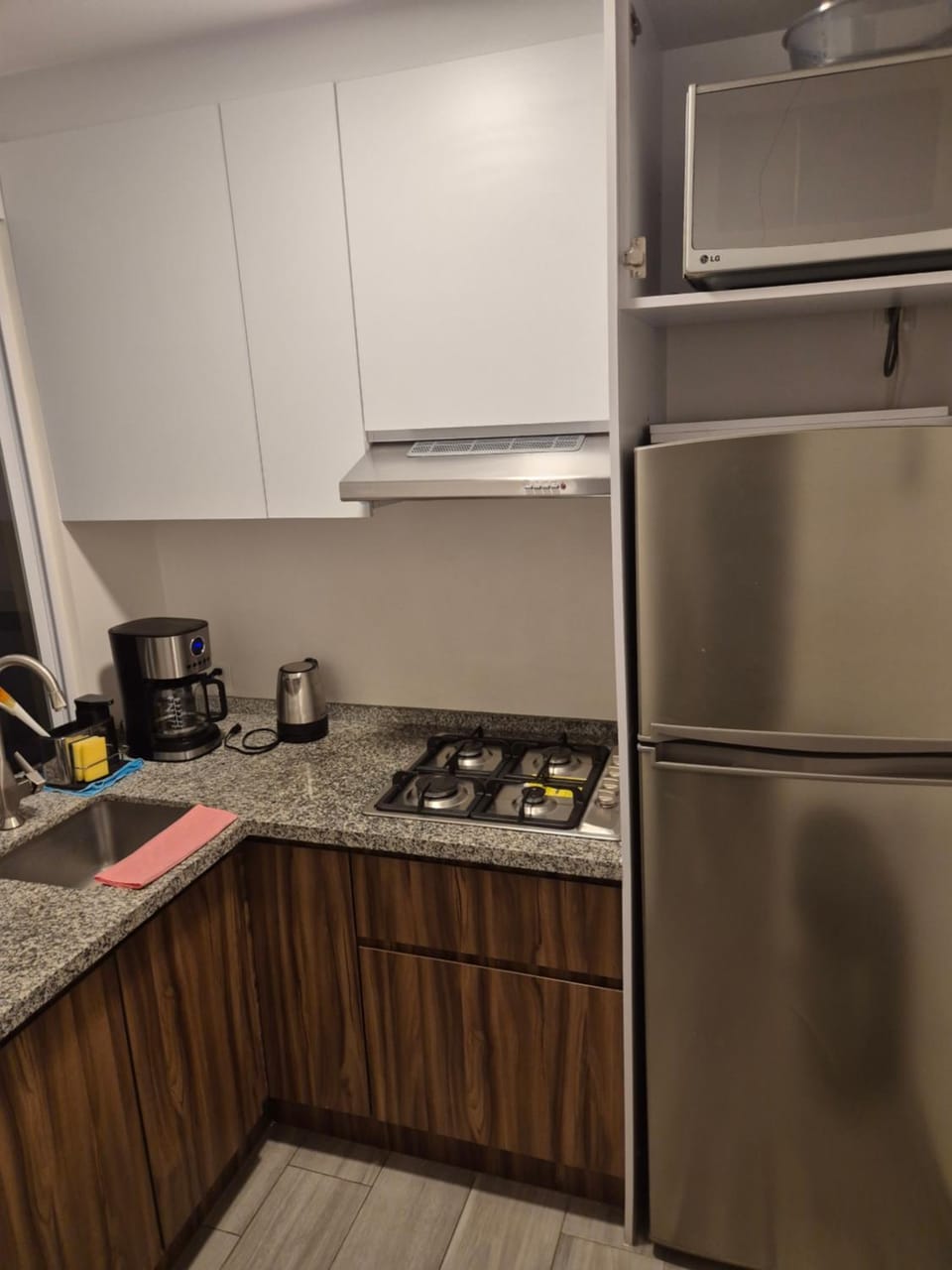 Kitchen or kitchenette, oven