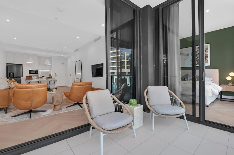 Coastal Perfection at Oracle Level 4 Apartment in Gold Coast