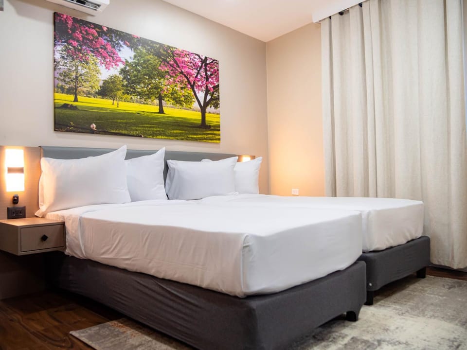 Bed, Landmark view